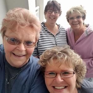 Meet your Posher, Dawn